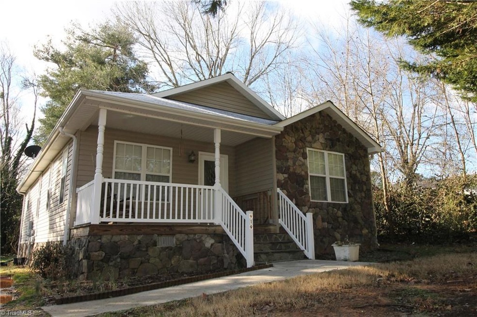 919 Dairy St, Asheboro, NC 27203 - photo 1