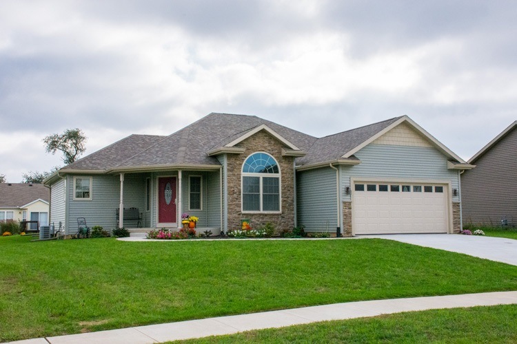 Great curb appeal!