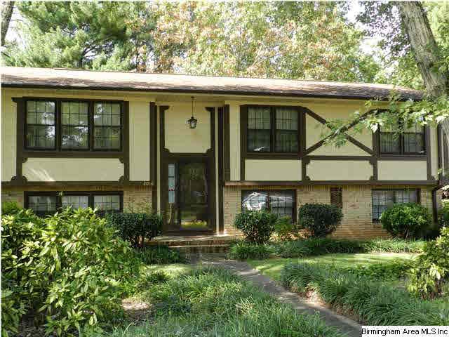 Southern Shades in a Great Neighborhood