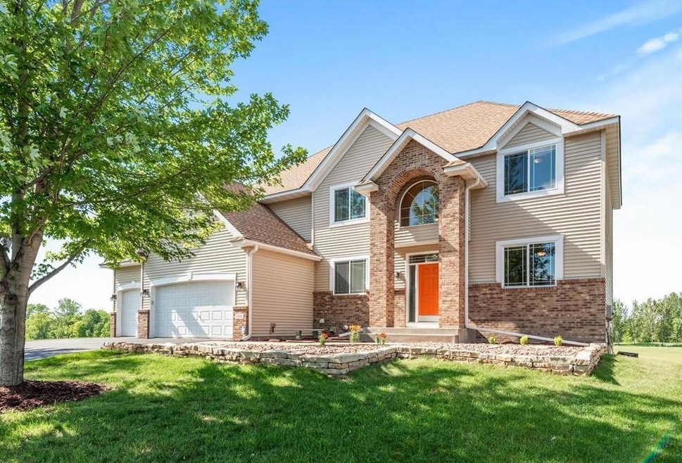 5558 126th St N, Hugo, MN 55038 - photo 1