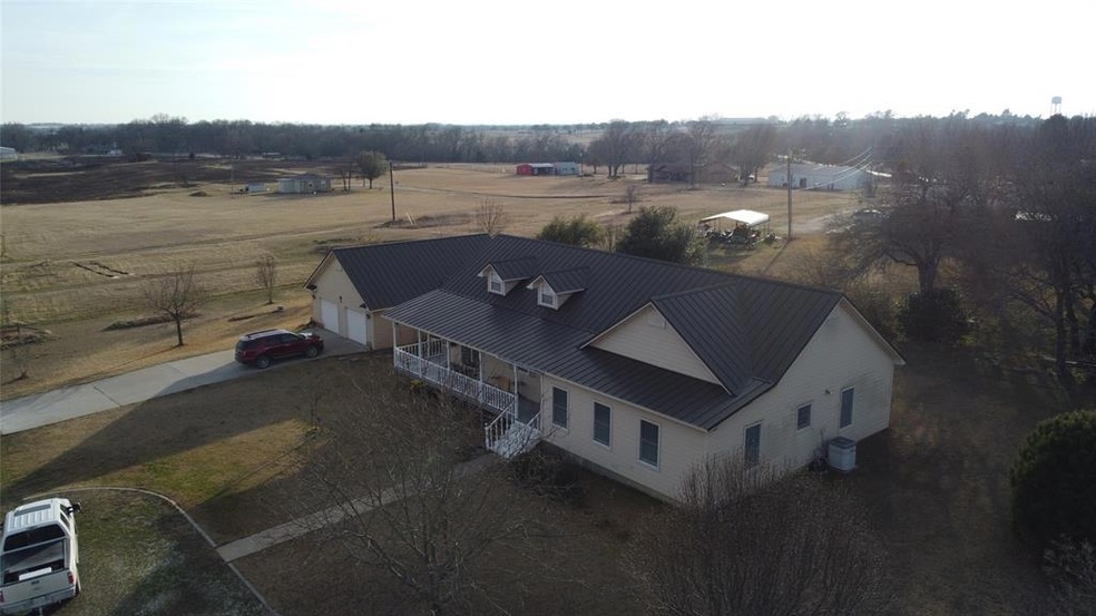 1122 County Road 131, Gainesville, TX 76240 - photo 1