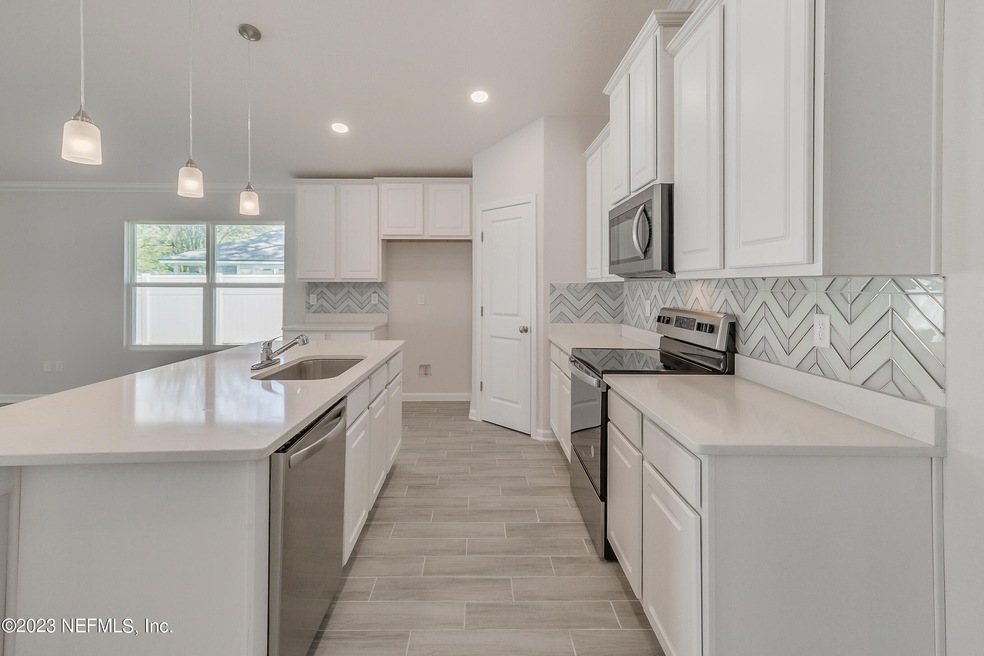 6056 Patriots Landing Ln, Jacksonville, FL 32244 - photo 1