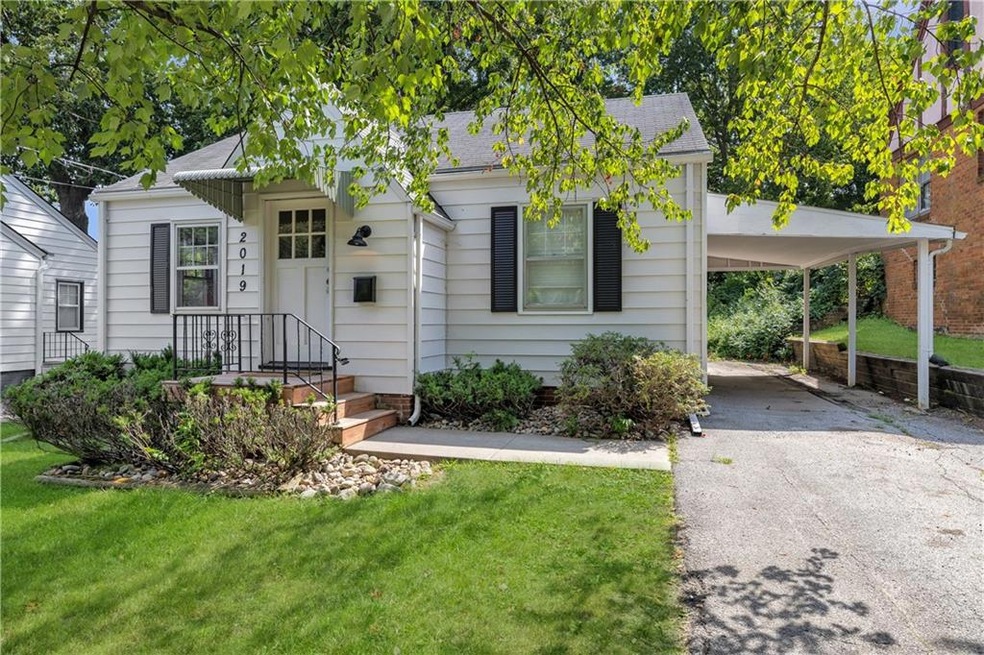 2019 Avalon Rd, Des Moines, IA 50314 - photo 1