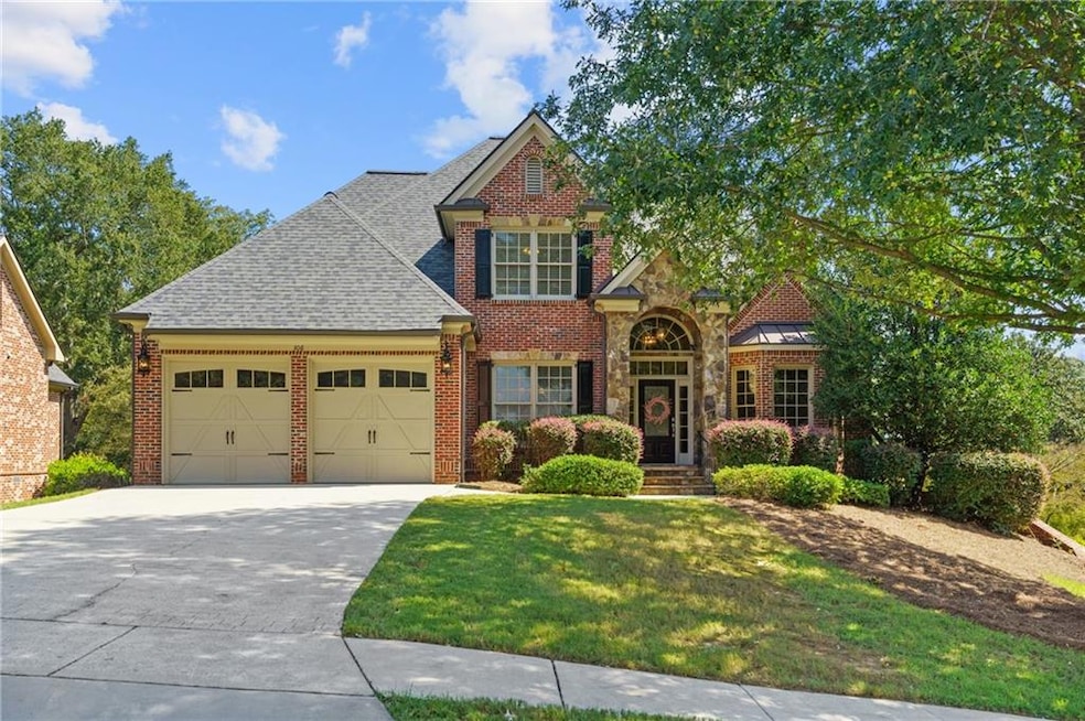 Pending $800,000 • Co-Listing Agent