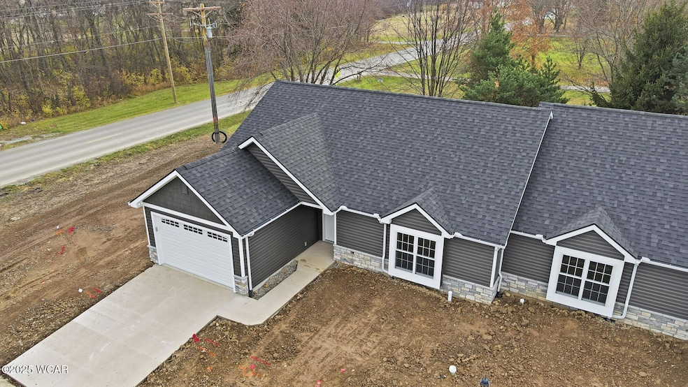 2882 Autumn Lake Dr, Lima, OH 45801 - photo 1