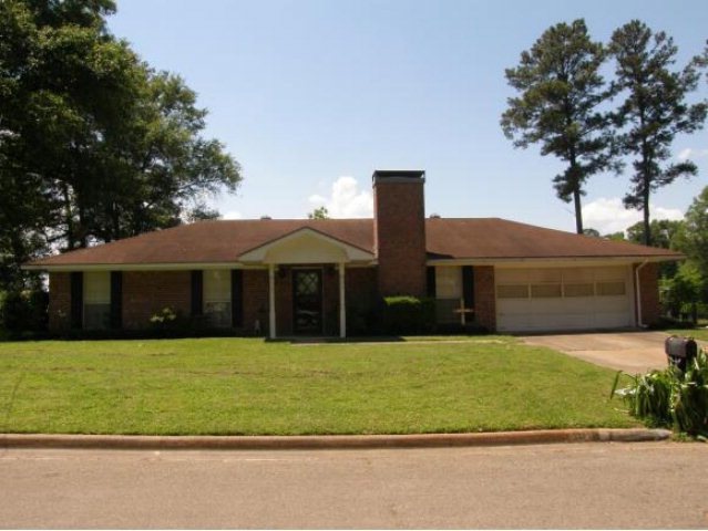 4432 Southern Oak St, Nacogdoches, TX 75964 - photo 1