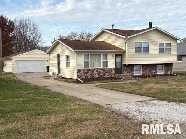 703 2nd St, Colona, IL 61241 - photo 1