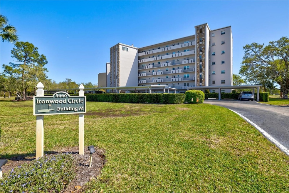 3660 Ironwood Circle Building M, Bradenton, FL