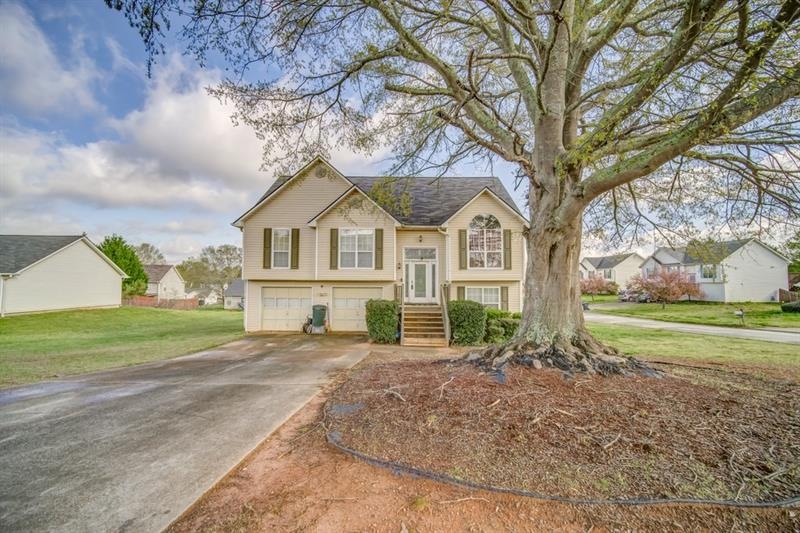 241 Huntington Dr, McDonough, GA 30253 - photo 1