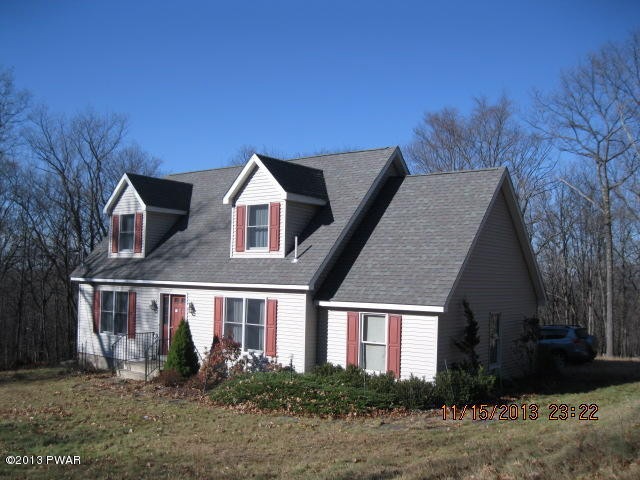 896 Pico Ln, Blooming Grove Township, PA 18464 - photo 1