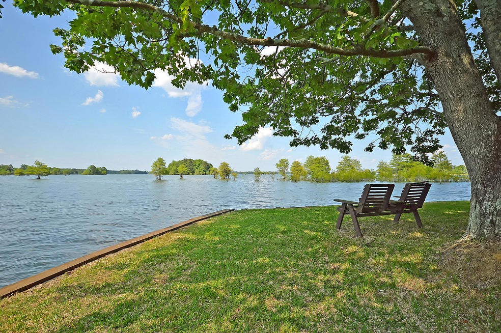 1210 Longpoint Road Cross SC 29436
