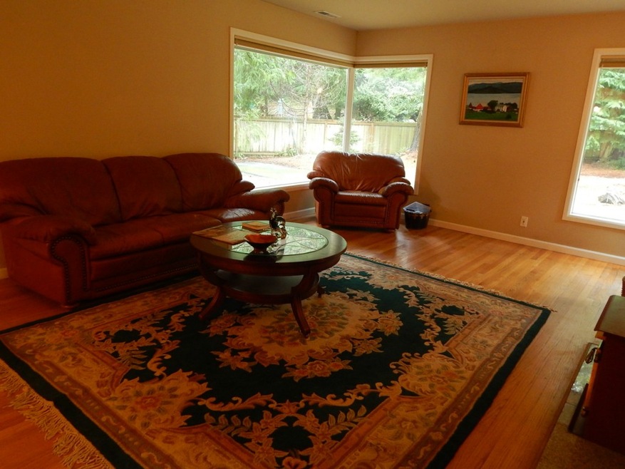 10724 226th St SW, Edmonds, WA 98020 - photo 1