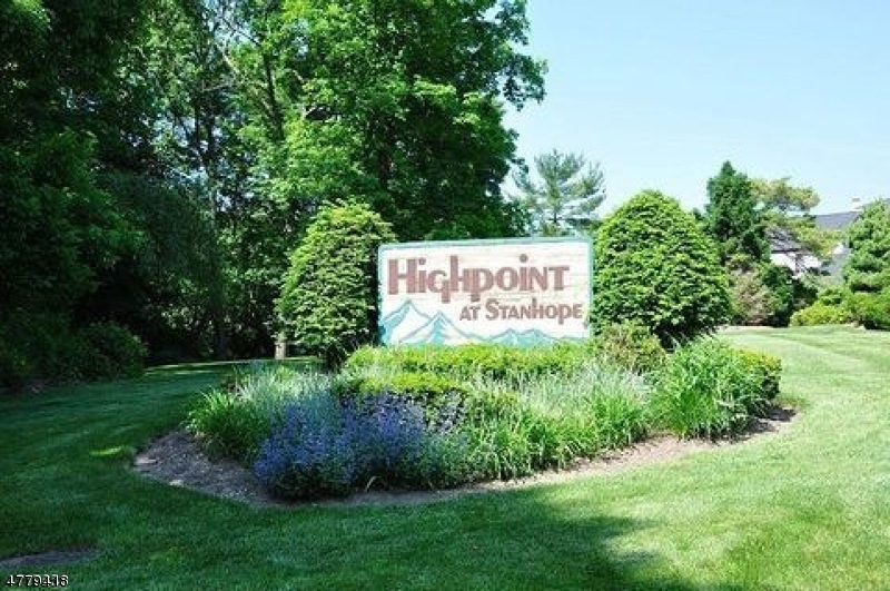 8146 Ashland Ct unit 146, Stanhope, NJ 07874 - photo 1