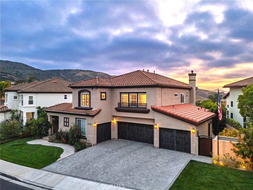 Sold $2,415,000 • Co-Listing Agent