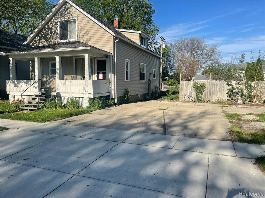 440 13th St, Port Huron, MI 48060 - photo 1