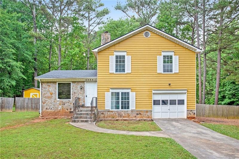 1226 Palisades Ln, Ellenwood, GA 30294 - photo 1