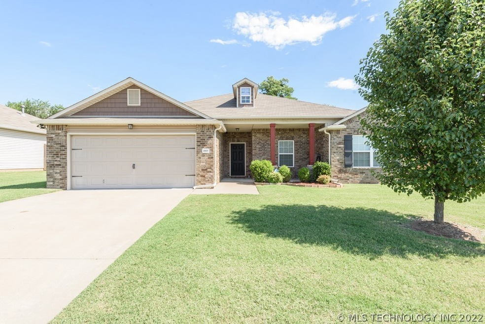 2800 W Charlotte St, Broken Arrow, OK 74011 - photo 1