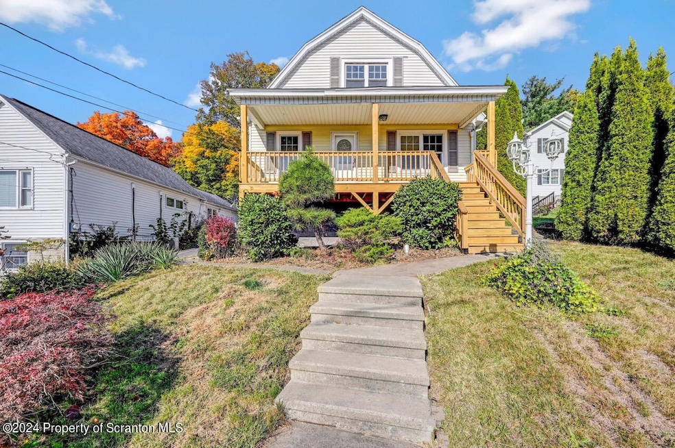 811 Link St 05 Large