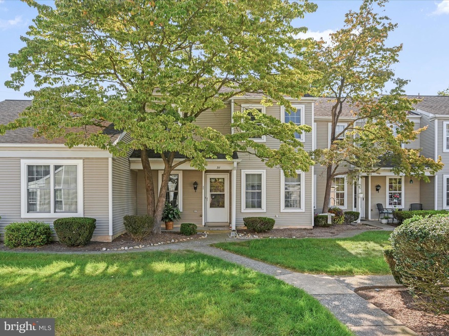 311 Barrington Ct, Palmyra, PA 17078 - photo 1