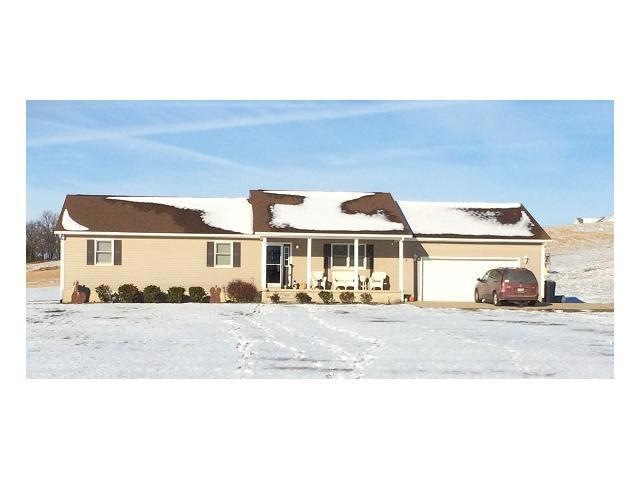 7280 Tarlton Rd, Circleville, OH 43113 - photo 1