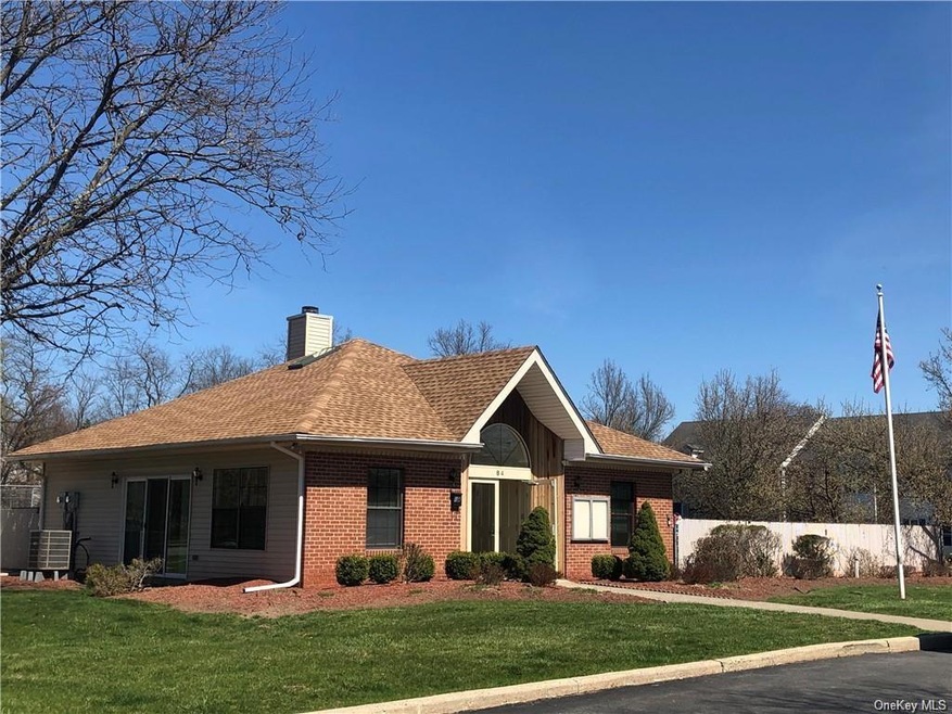 32 Moore Ln unit 25, Washingtonville, NY 10992 - photo 1