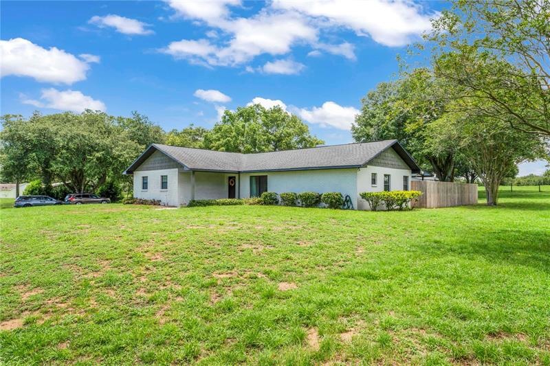 39812 Richland Rd, Zephyrhills, FL 33540 - photo 1