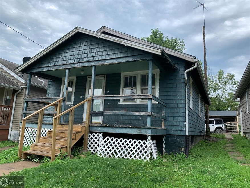 106 N Adams St, Osceola, IA 50213 - photo 1