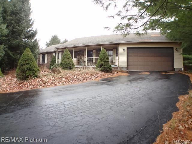1650 Sq Ft Ranch on 10 Acres