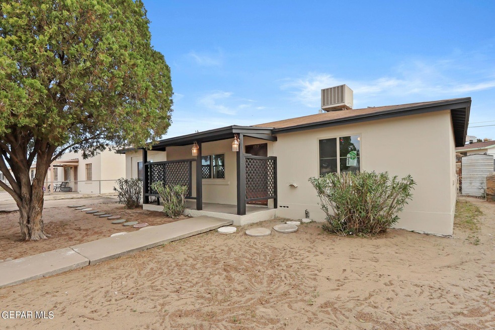 7717 Matamoros Dr, El Paso, TX 79915 - photo 1
