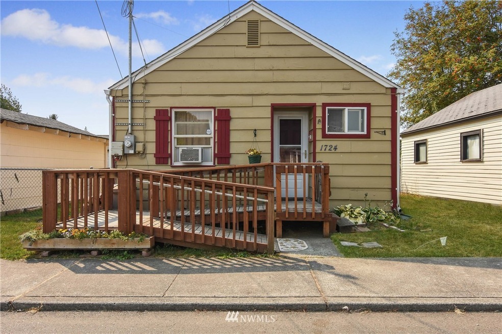 1724 Fulton St, Everett, WA 98201 - photo 1