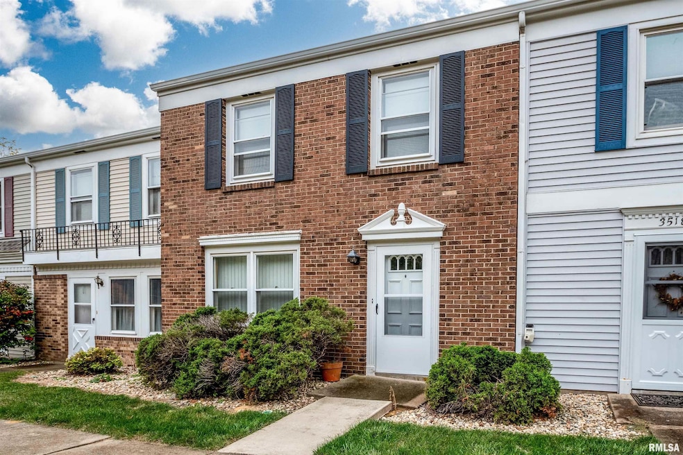 3516 W Richwoods Blvd unit 10, Peoria, IL 61604 - photo 1