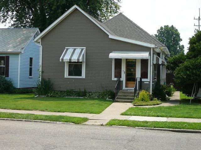 683 E