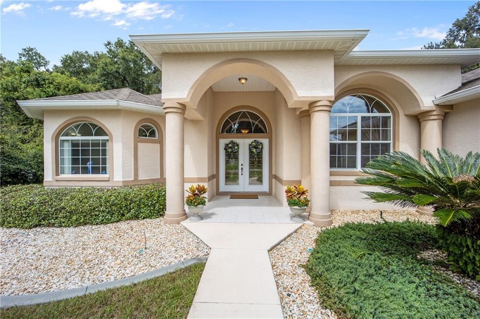 Stunning Home with 2423 sqft of living space