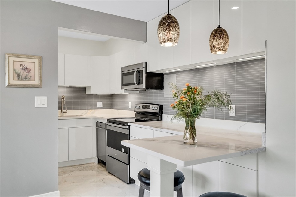 18 Arizona Terrace unit 5, Arlington, MA 02474 - photo 1