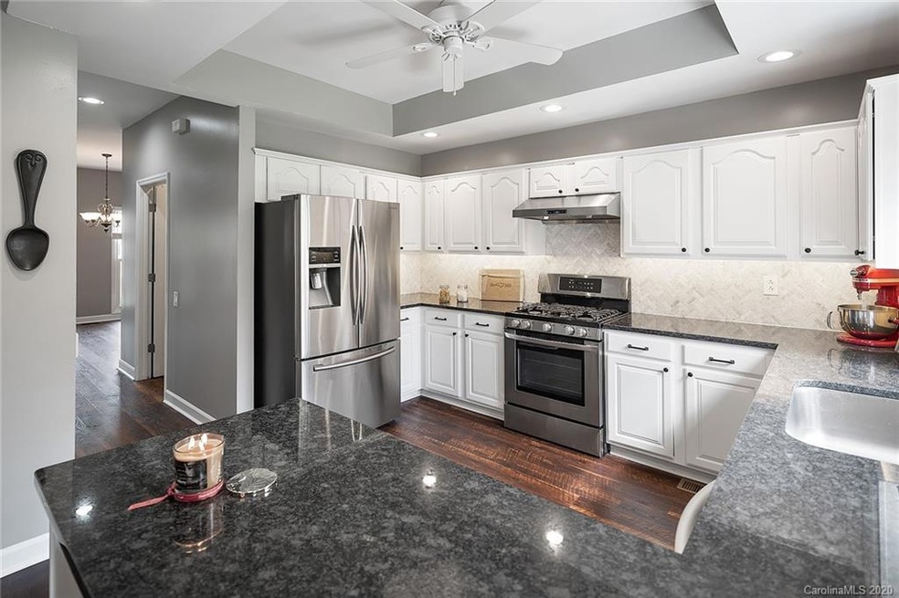 12512 Cliffcreek Dr, Huntersville, NC 28078 - photo 1