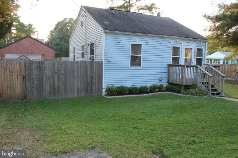 17315 Piney Point Rd, Piney Point, MD 20674 - photo 1