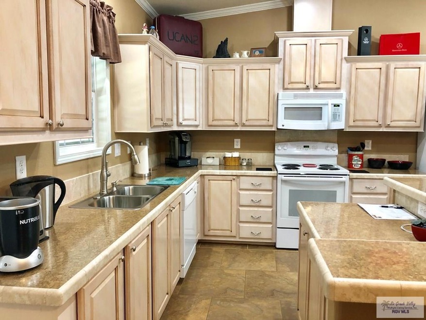 1216 N Palmera Dr, La Feria, TX 78559 - photo 1