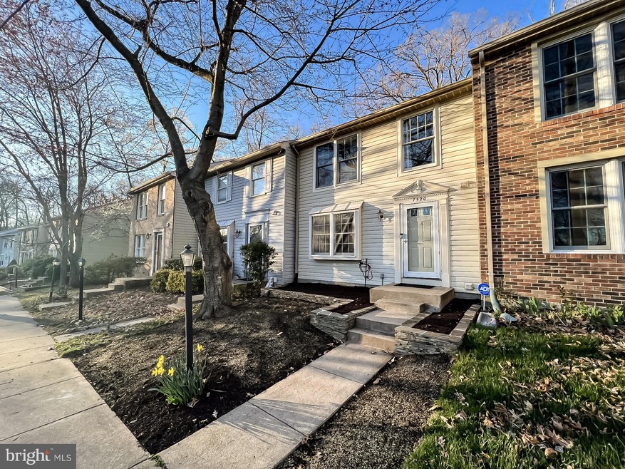 7520 Aspenpark Rd, Lorton, VA 22079 - photo 1