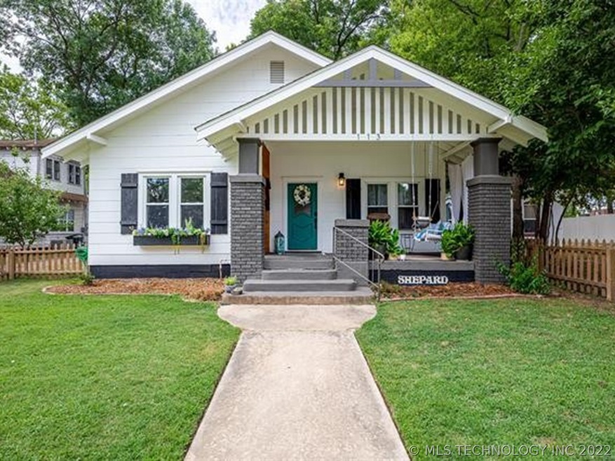 113 E 4th St, Claremore, OK 74017 - photo 1