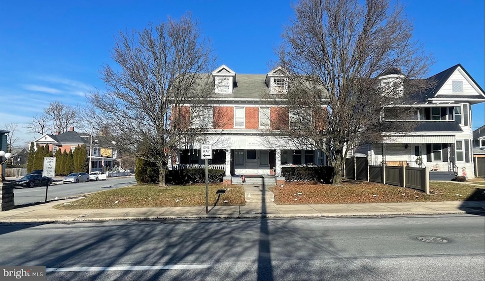 425 Lincoln Way W, Chambersburg, PA 17201 - photo 1