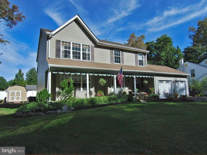 105 Annamarie Dr, Morrisville, PA 19067 - photo 1