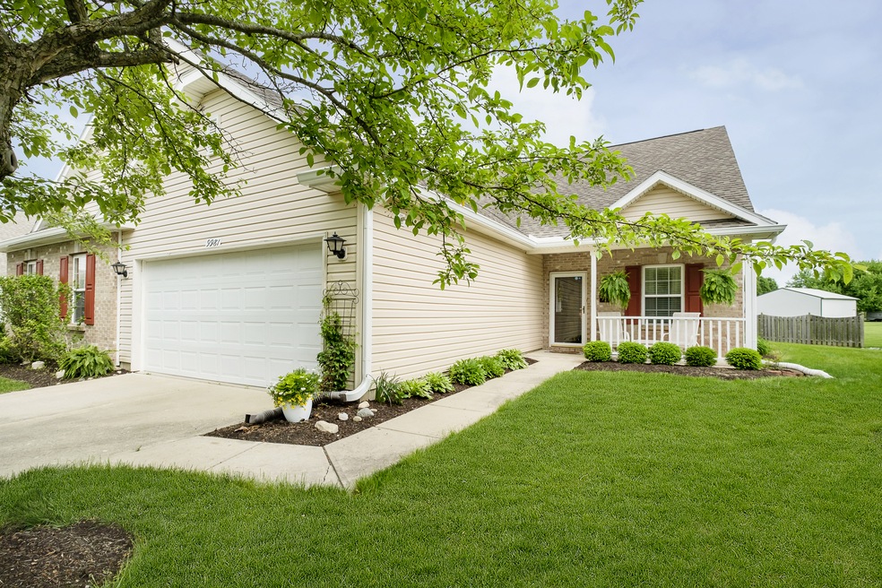 9981 Thornhill Run, Fishers, IN 46038 - photo 1