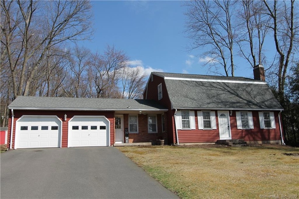 141 Hamilton Dr, Manchester, CT 06042 - photo 1