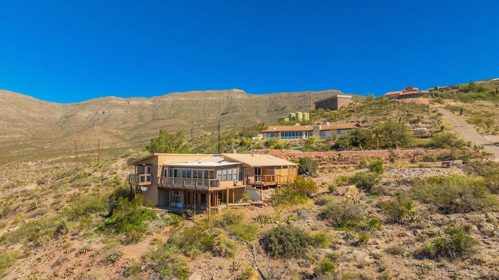 3525 Thunder Rd, Alamogordo, NM 88310 - photo 1