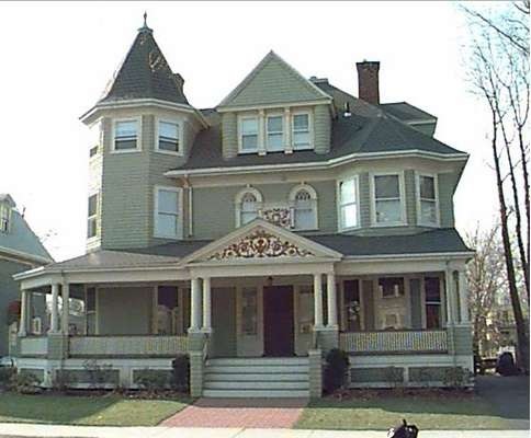 90 Babcock St, Brookline, MA 02446 - photo 1