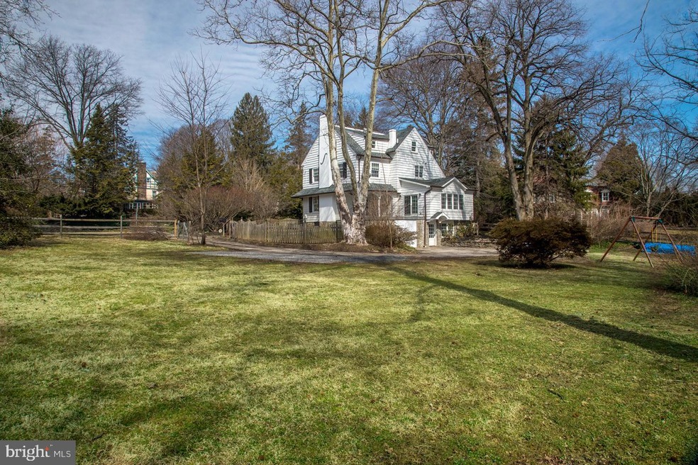 376 Montgomery Ave, Wynnewood, PA 19096 - photo 1