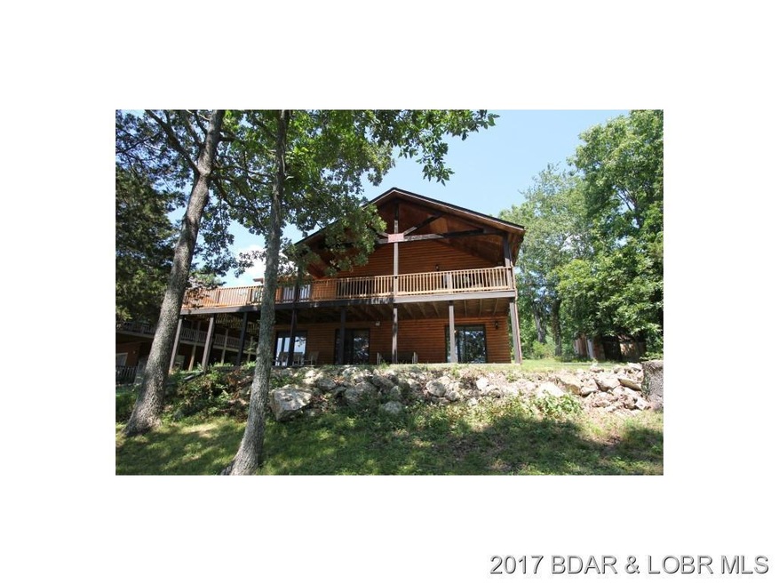 Gastineau Oak Log Home