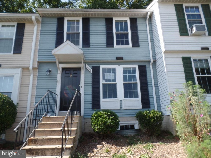 604 Carnaby St, Stafford, VA 22554 - photo 1