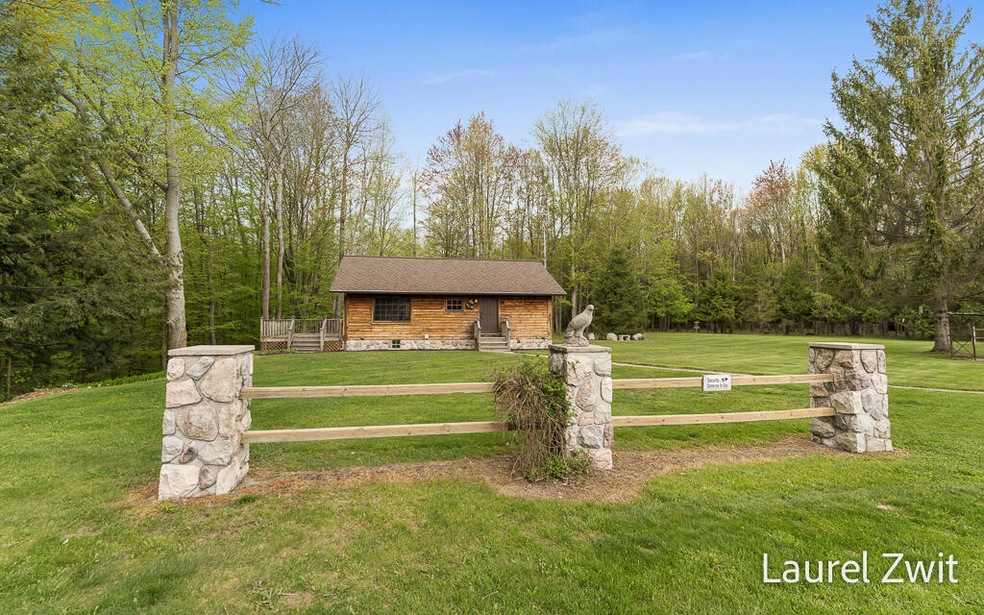 1442W.TaylorRd-4LoRes
