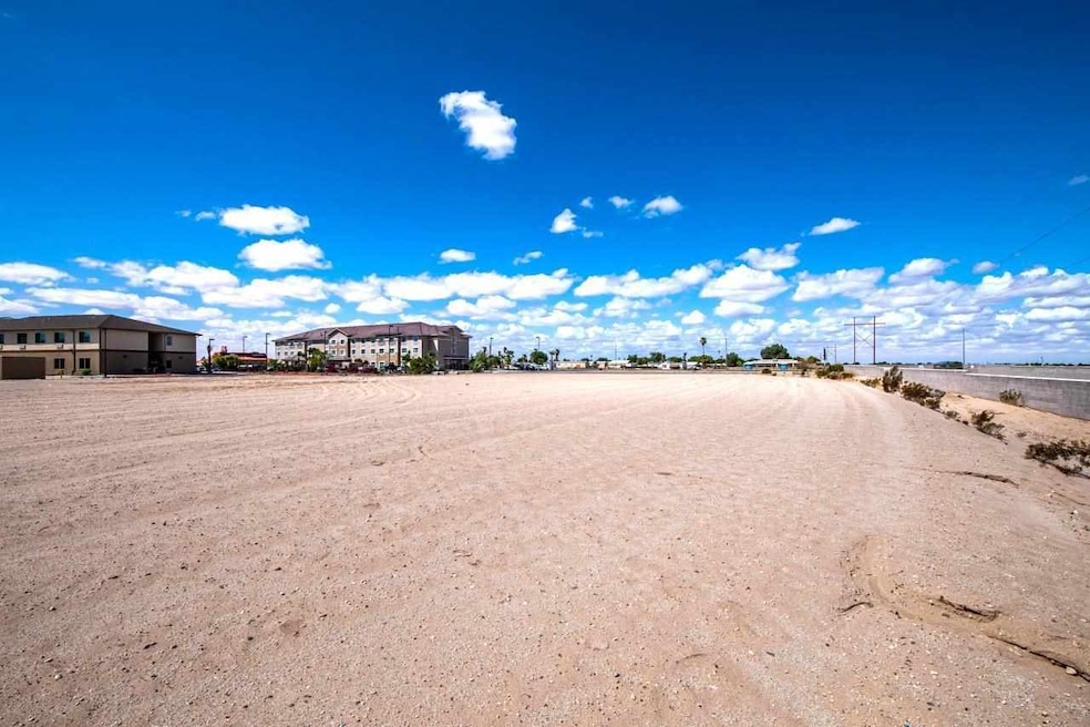 10515 S Fortuna Rd, Yuma, AZ 85367 - photo 1